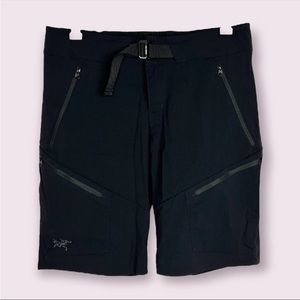 Arc’teryx Palisade Hiking Shorts Men’s 30 Black TerraTex Zip-Pocket Cargo EUC